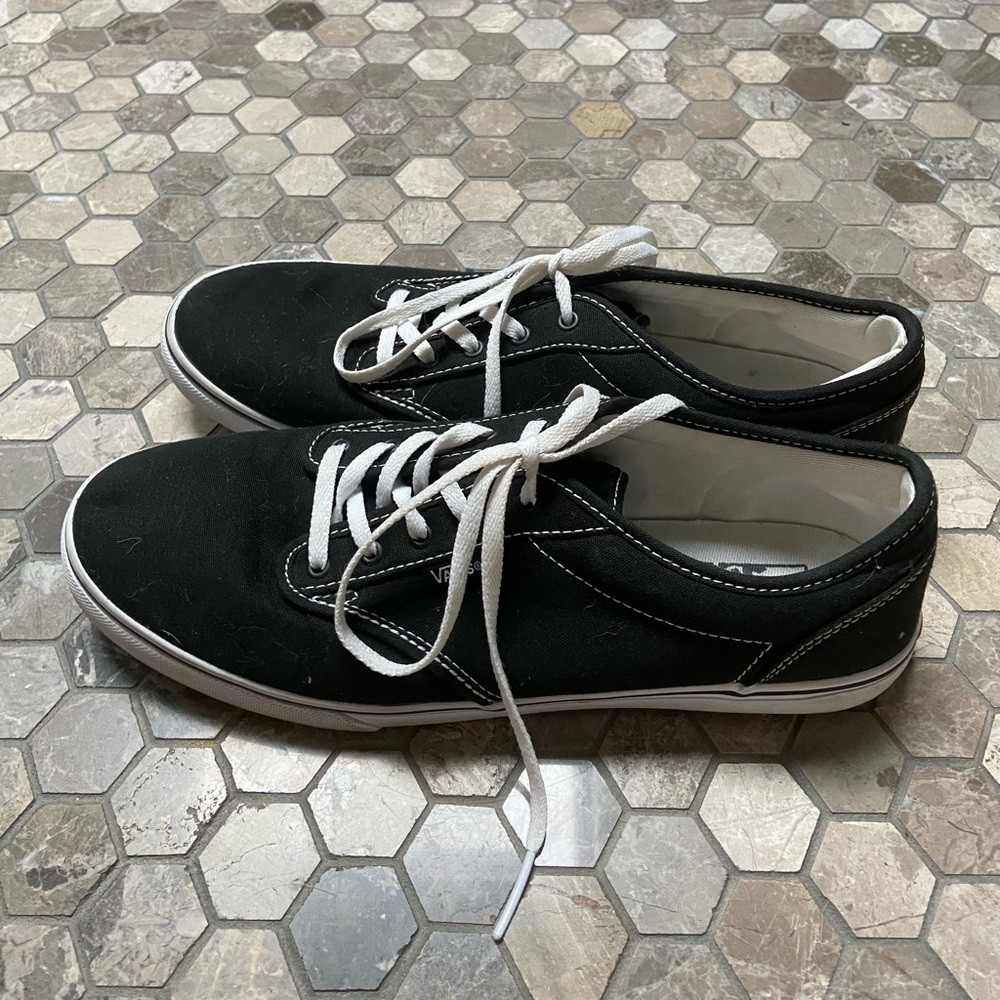 VANS BLACK SHOES